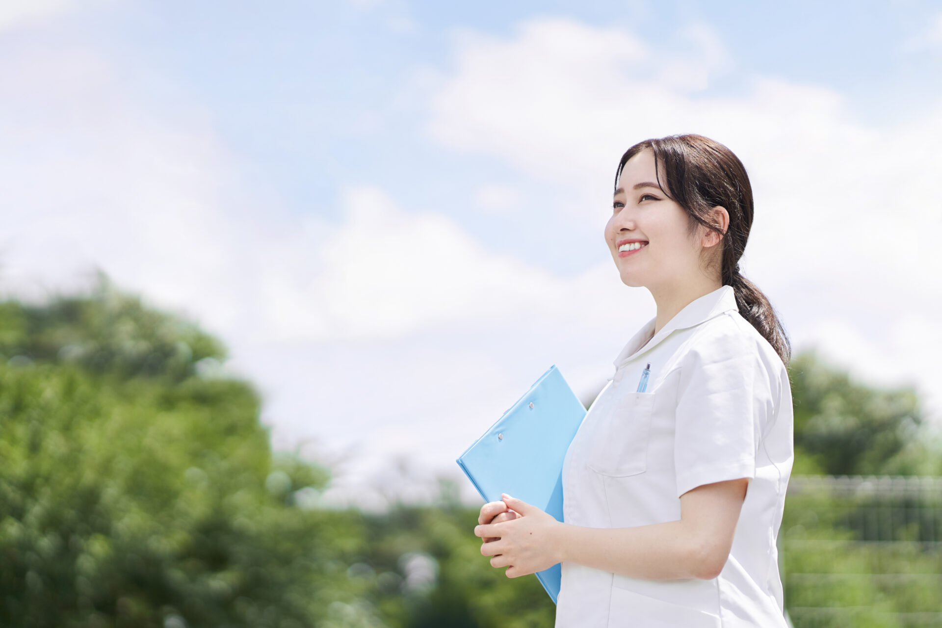 看護師　奨学金　助成金　給付制度